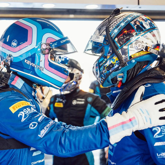Elevate-Your-Comfort-and-Control-with-Gecko-Race-Gloves-on-the-Track Fyshe.com