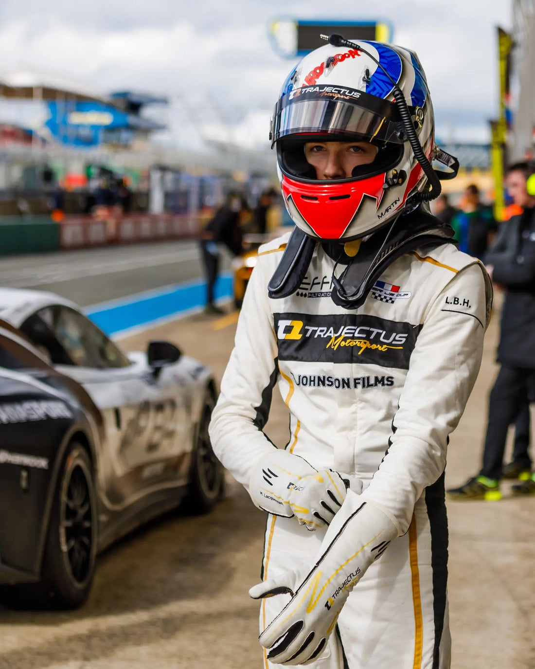 The Importance of Motorsport Race Gloves in Performance and Safety - Fyshe.com